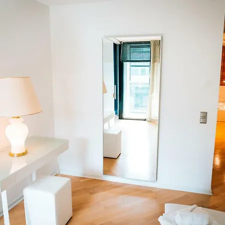 Apartment Sony Center *